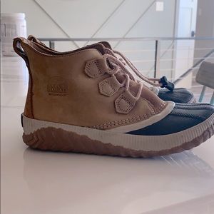 Sorel Kids Out ans In About Plus